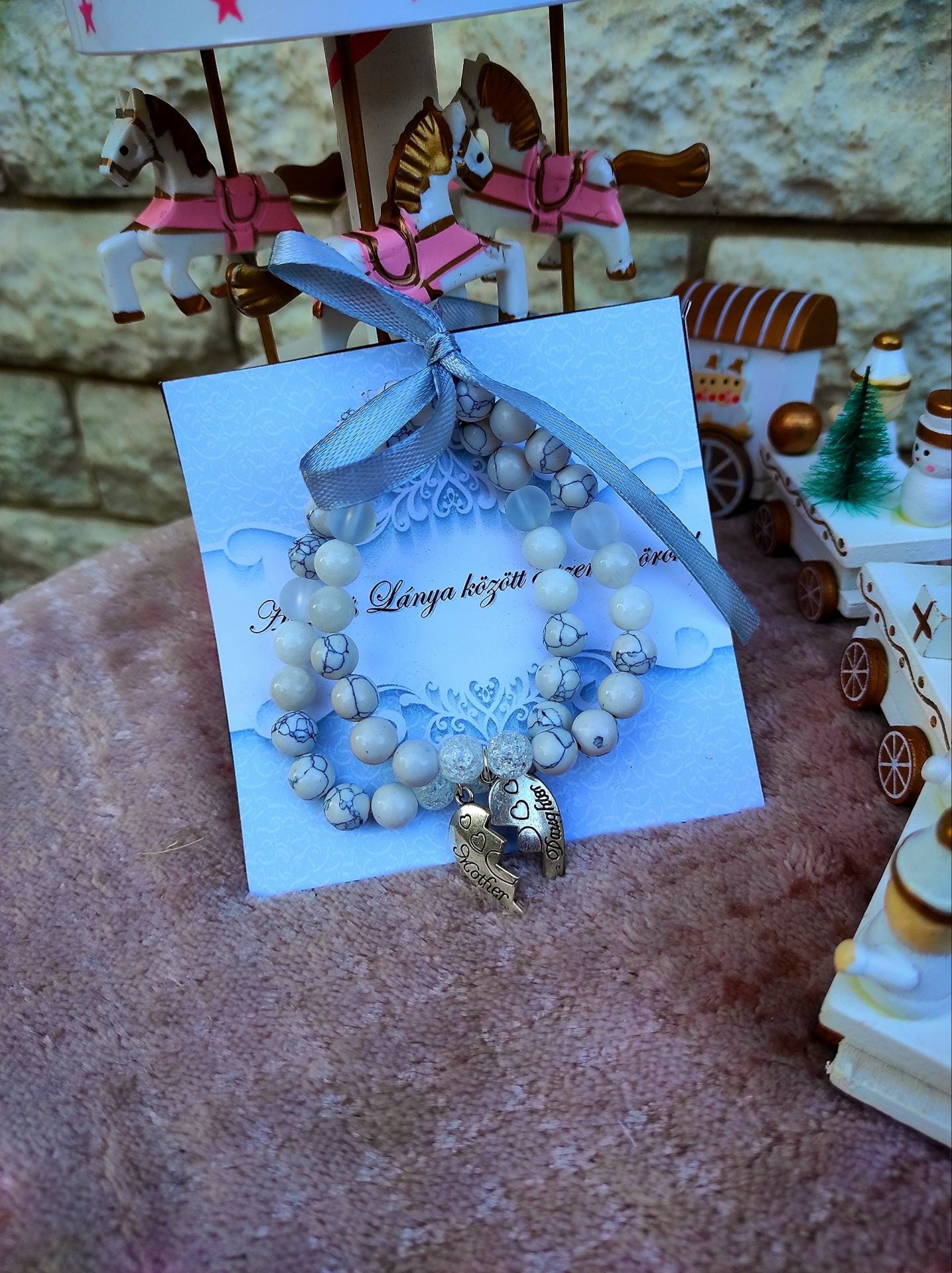 Anya lánya páros karkötő szett howlit